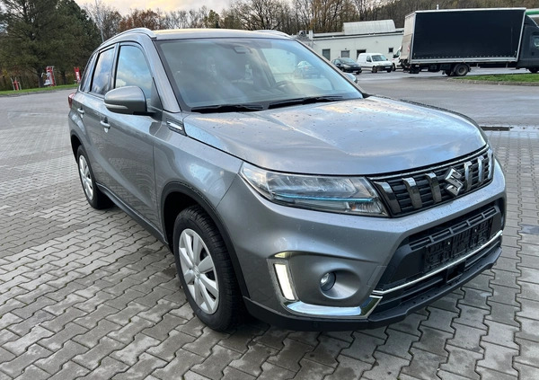 Suzuki Vitara cena 93900 przebieg: 19000, rok produkcji 2022 z Nisko małe 232